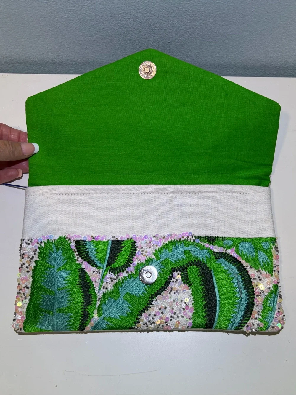 NWT Ford & Crew Tropical Palm Leaf Embroidered Sequin Envelope Clutch With Chain